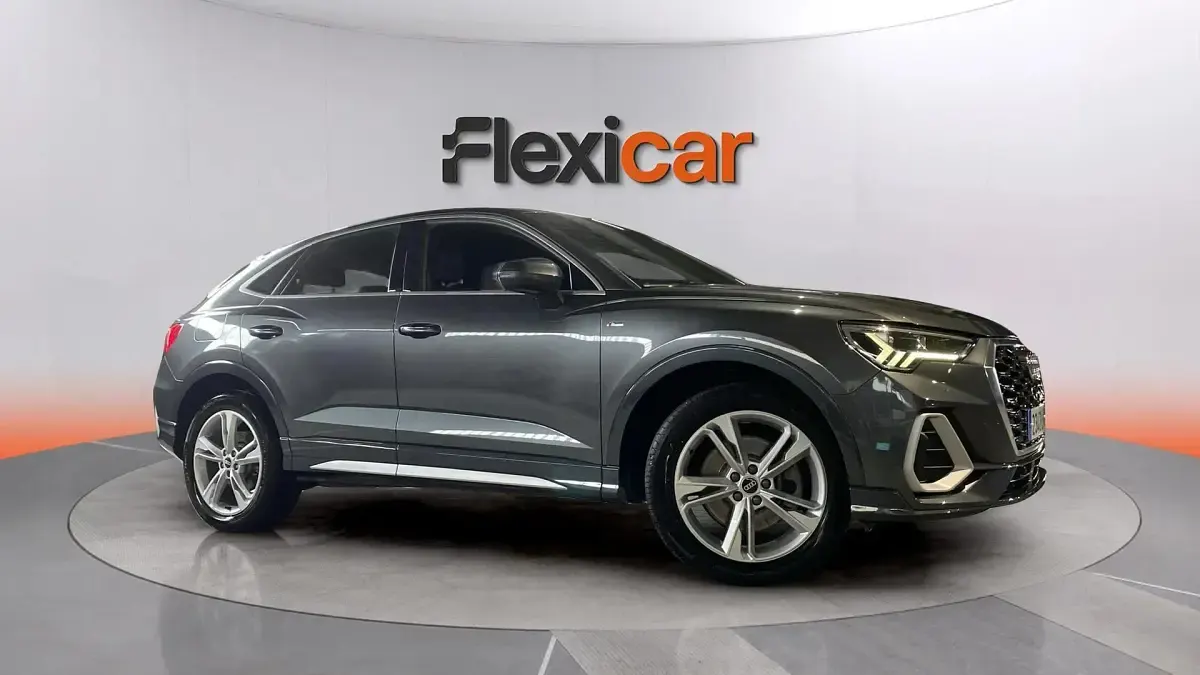 Usado Audi Q3 Sportback S-Line 245 CV (180 kW) 2021 Gris SUV