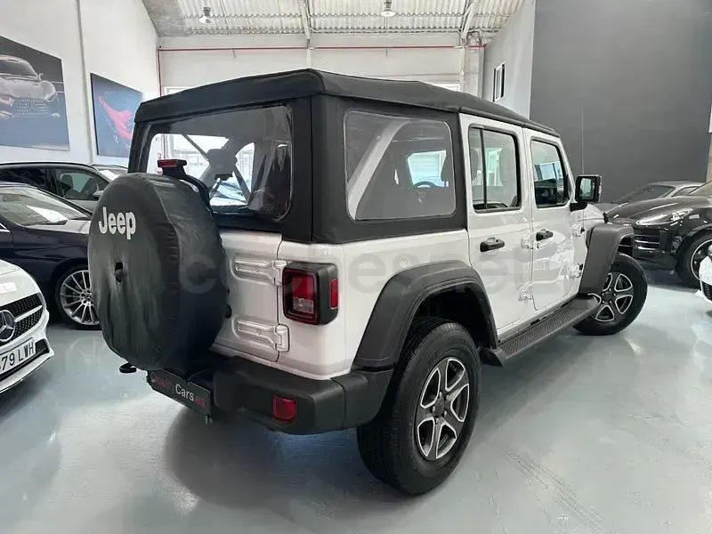 Usado Jeep Wrangler Sport 270 CV (198 kW) 2021 Blanco SUV