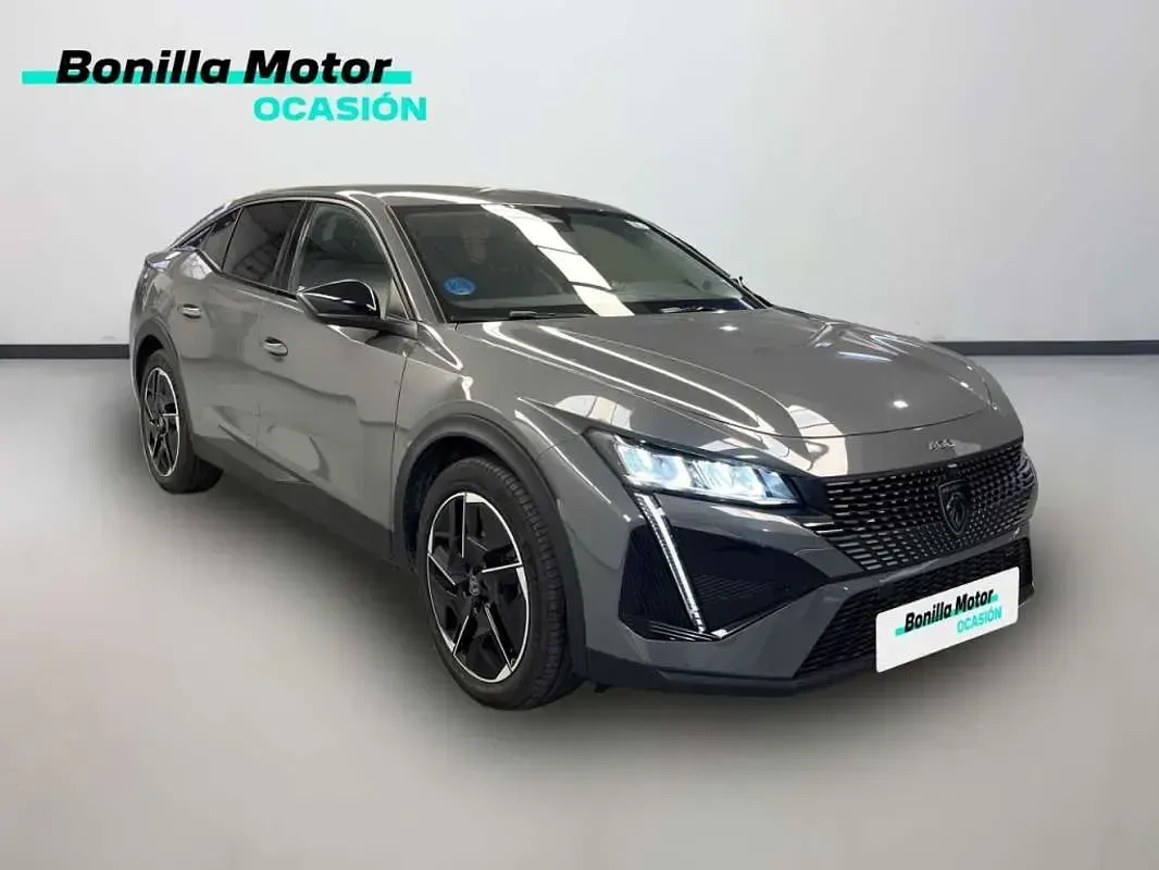 Usado Peugeot 408 Allure 179 CV (131 kW) 2025 Gris SUV