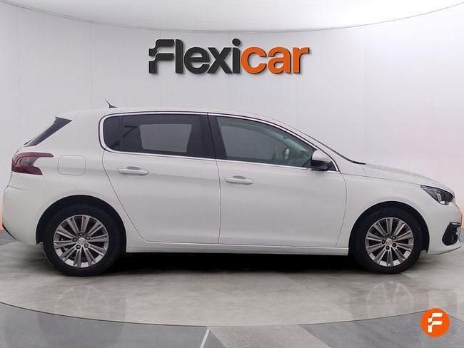 Usado Peugeot 308 Allure 100 CV (73 kW) 2020 Blanco Berlina