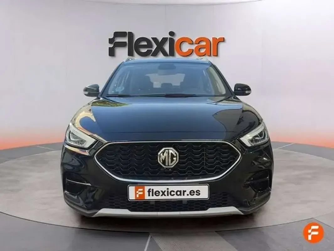 Usado MG ZS Comfort 106 CV (77 kW) 2023 Negro SUV