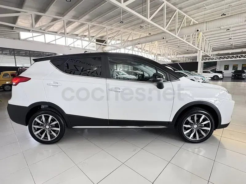 Nuevo EVO Evo 4 106 CV (77 kW) 2026 Blanco SUV