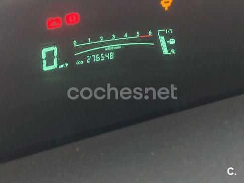 Usado Toyota Yaris 90 CV (66 kW) 2006 Negro Berlina