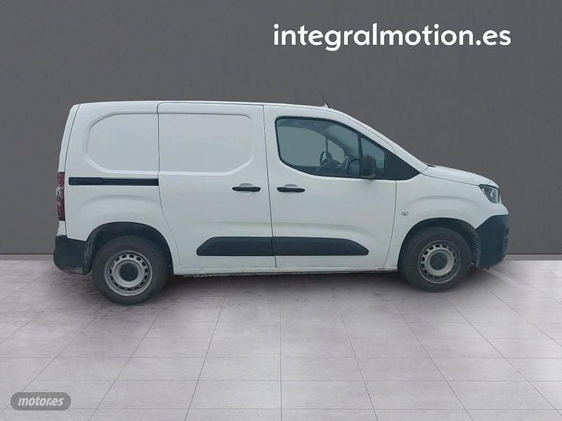 Usado Peugeot Partner Premium 99 CV (72 kW) 2019 Blanco Monovolumen