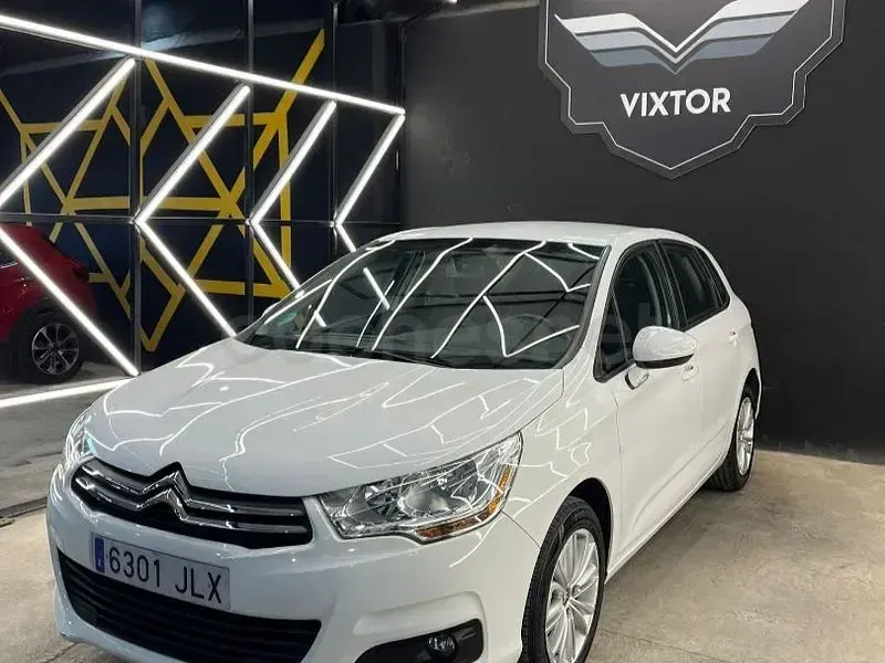 Usado Citroën C4 Live 110 CV (80 kW) 2016 Blanco Berlina