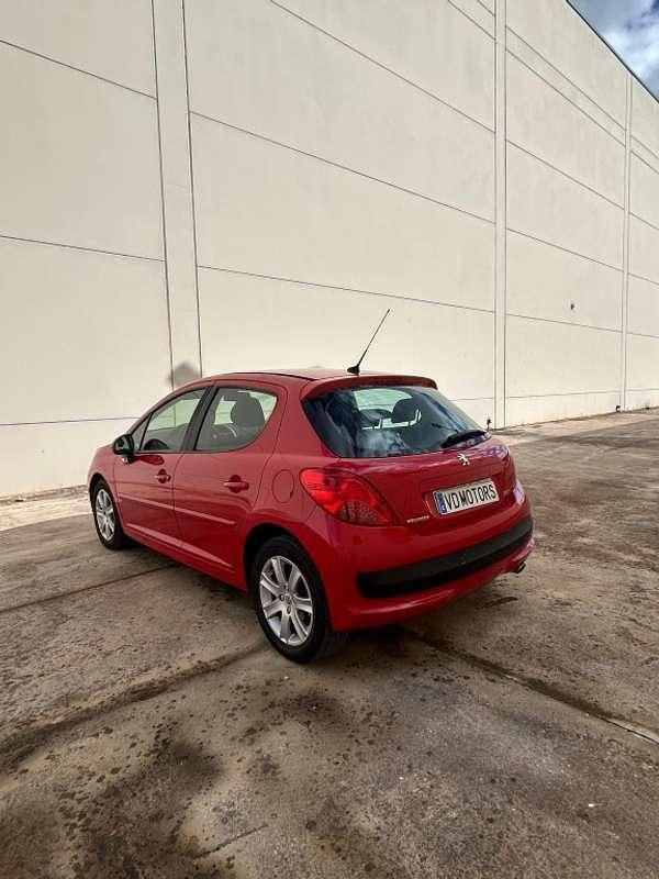 Usado Peugeot 207 Sport 95 CV (69 kW) 2007 Rojo Utilitario