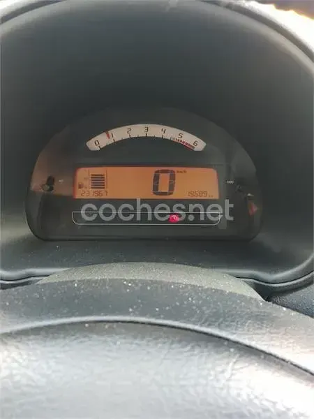Usado Citroën C3 Exclusive 70 CV (51 kW) 2006 Granate Berlina