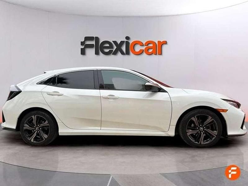 Usado Honda Civic Elegance 129 CV (94 kW) 2017 Blanco Utilitario