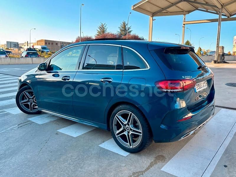 Usado Mercedes B200 150 CV (110 kW) 2019 Azul Monovolumen