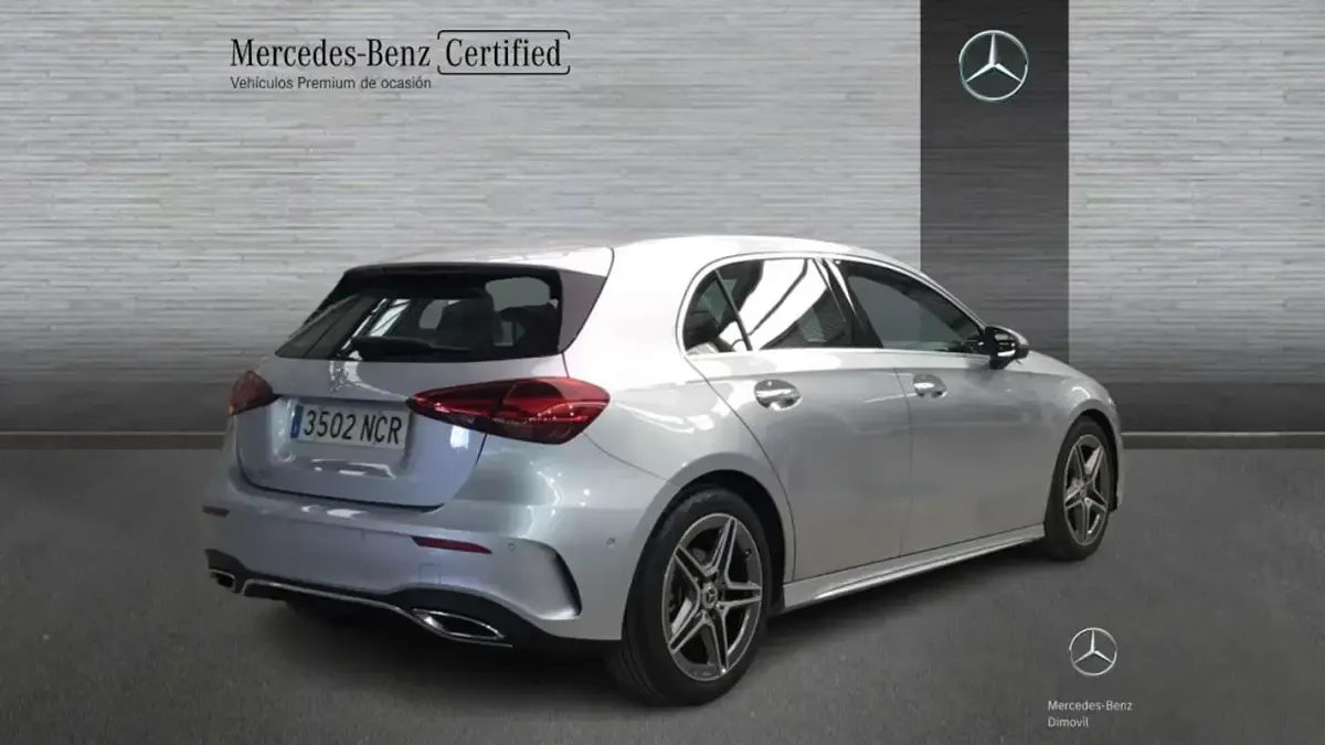 Usado Mercedes A180 136 CV (100 kW) 2025 Berlina