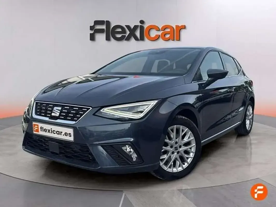 Usado Seat Ibiza Reference 115 CV (84 kW) 2024 Azul Utilitario