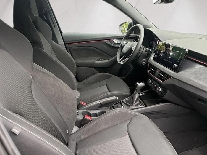 Usado Skoda Kamiq 115 CV (84 kW) 2024 Negro SUV