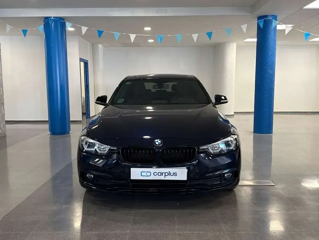 Usado BMW 320 Efficient Dynamics 163 CV (119 kW) 2018 Blanco Berlina