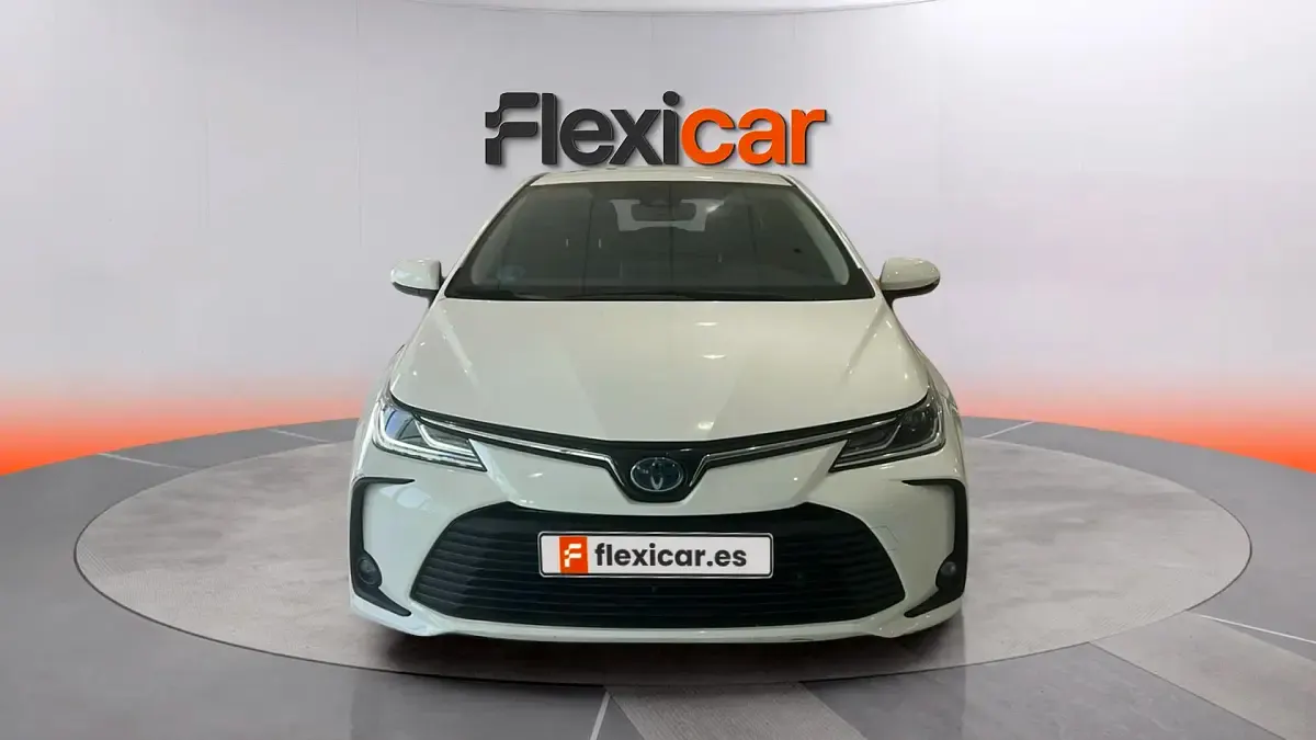 Usado Toyota Corolla 122 CV (89 kW) 2019 Blanco Berlina