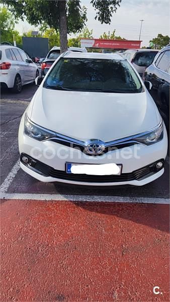 Blanco Usado 2016 Toyota Auris Hybrid Advance Familiar | 9000 € (Precio justo) - Imagen 1/4