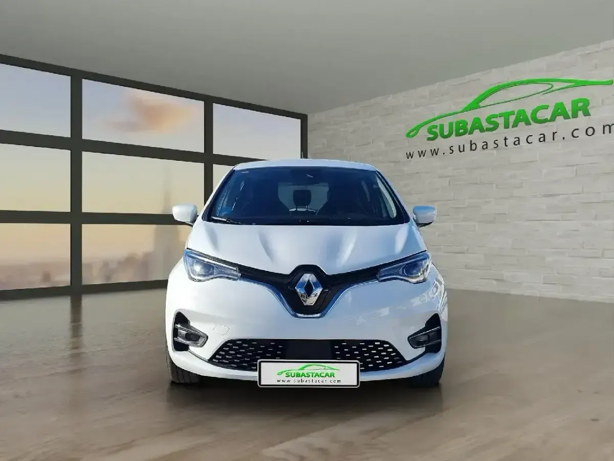 Usado Renault Zoe Intens 99 kW (135 CV) 2021 Blanco Utilitario