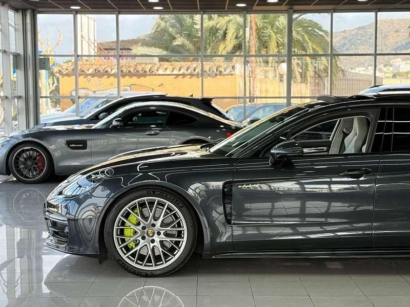 Usado Porsche Panamera 4 462 CV (339 kW) 2019 Gris Berlina