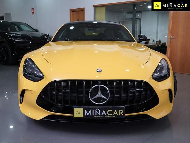 Nuevo Mercedes AMG GT 63 AMG 585 CV (430 kW) 2025 Amarillo Coupe