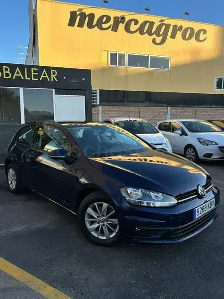 Usado VW Golf VII Advance 110 CV (80 kW) 2017 Azul Berlina