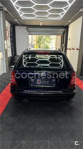 Usado Mercedes C180 Sport Edition 143 CV (105 kW) 2006 Negro Familiar