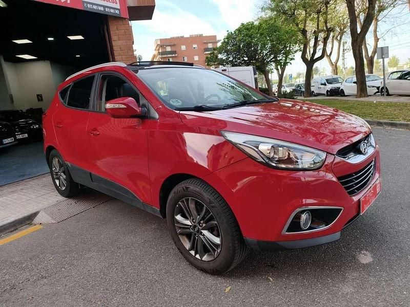 Usado Hyundai ix35 114 CV (83 kW) 2015 Rojo SUV