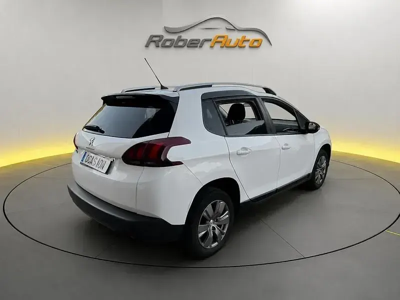 Usado Peugeot 2008 Style 100 CV (73 kW) 2019 Blanco SUV