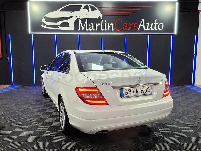 Usado Mercedes C200 136 CV (100 kW) 2012 Blanco Berlina