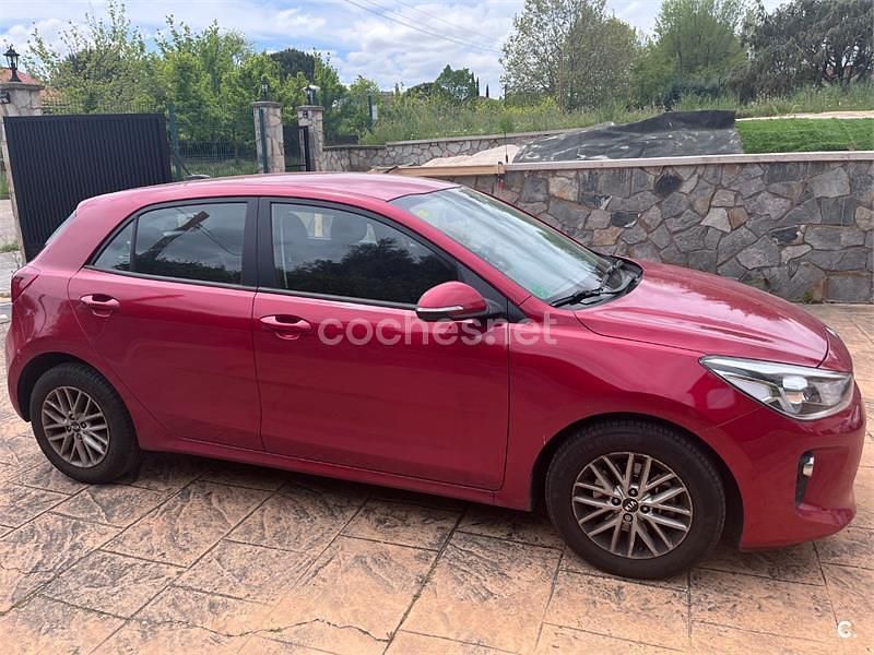 Rojo Usado 2018 Kia Rio Berlina | 11.250 € (Precio justo) - Imagen 1/4