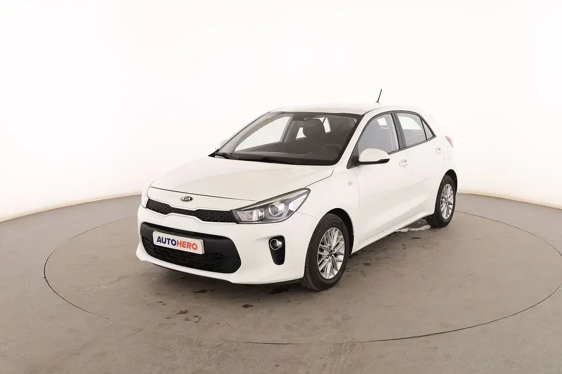 Usado Kia Rio 100 CV (73 kW) 2020 Berlina