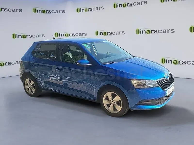 Usado Skoda Fabia Ambition 95 CV (69 kW) 2018 Azul Berlina