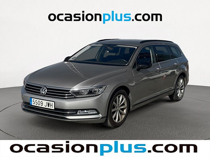 Gris plata Usado 2017 VW Passat Advance Familiar | 15.550 € (Precio justo) - Imagen 1/4