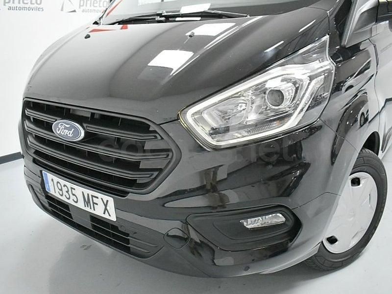 Usado Ford Transit Custom Nugget 150 CV (110 kW) 2023 Negro Monovolumen