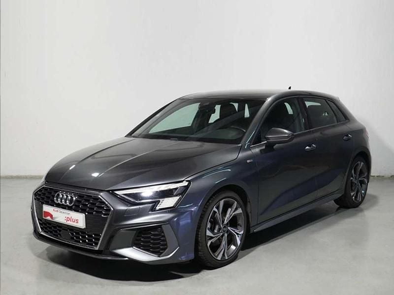 Usado Audi A3 Sportback S-Line 150 CV (110 kW) 2022 Gris Utilitario