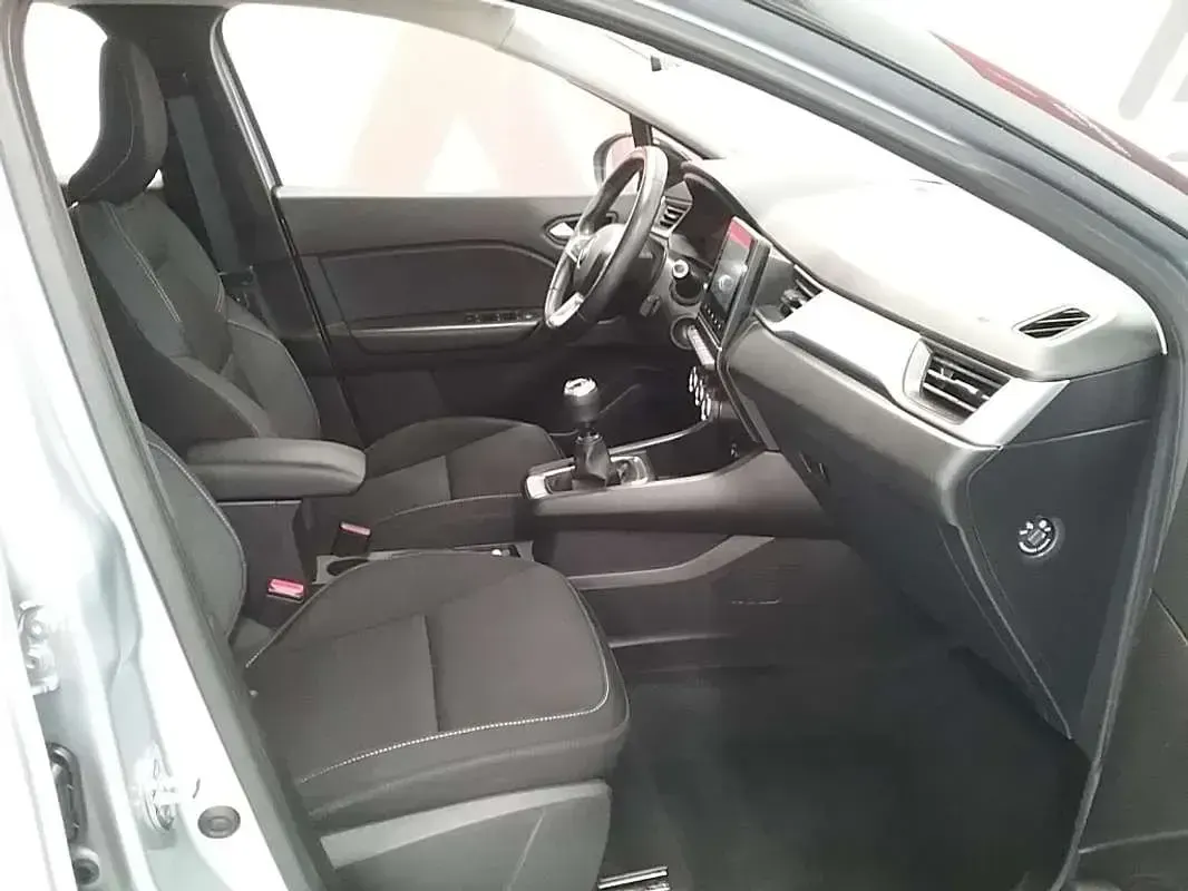 Usado Renault Captur Intens 101 CV (74 kW) 2020 Gris SUV