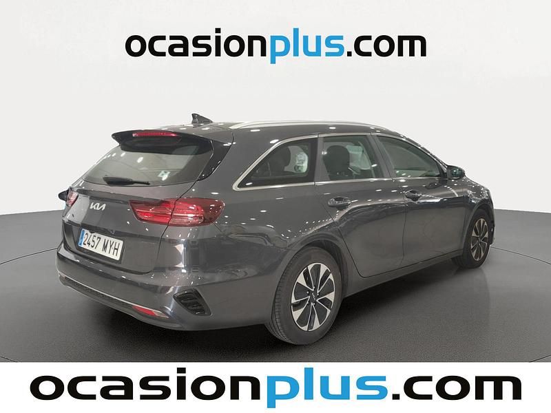 Usado Kia Ceed 100 CV (73 kW) 2025 Gris Utilitario