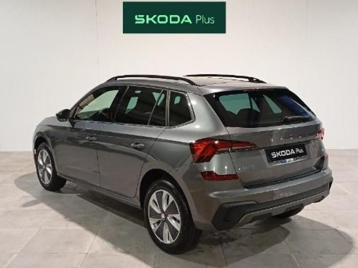 Gris Usado 2025 Skoda Kamiq SUV | 29.990 € (Caro) - Imagen 1/4