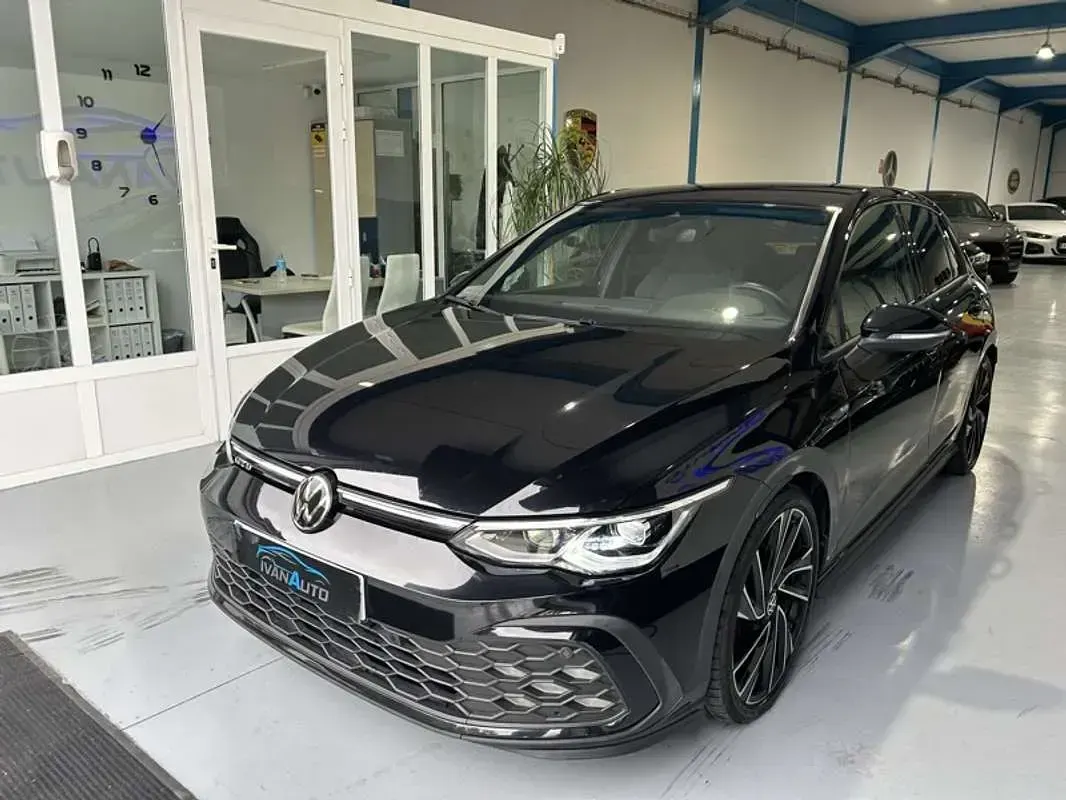 Usado VW Golf VIII GTD 200 CV (147 kW) 2021 Negro Utilitario