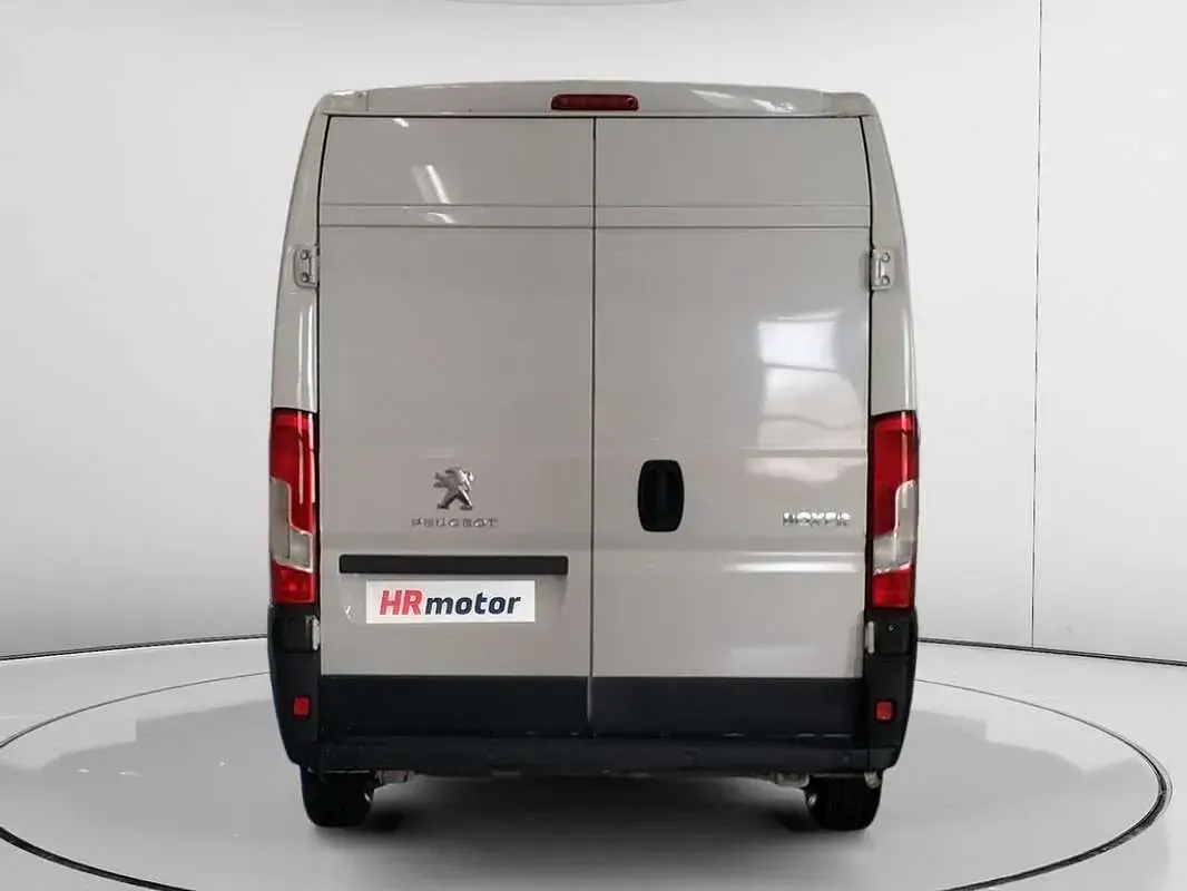 Usado Peugeot Boxer S 140 CV (102 kW) 2023 Blanco Van