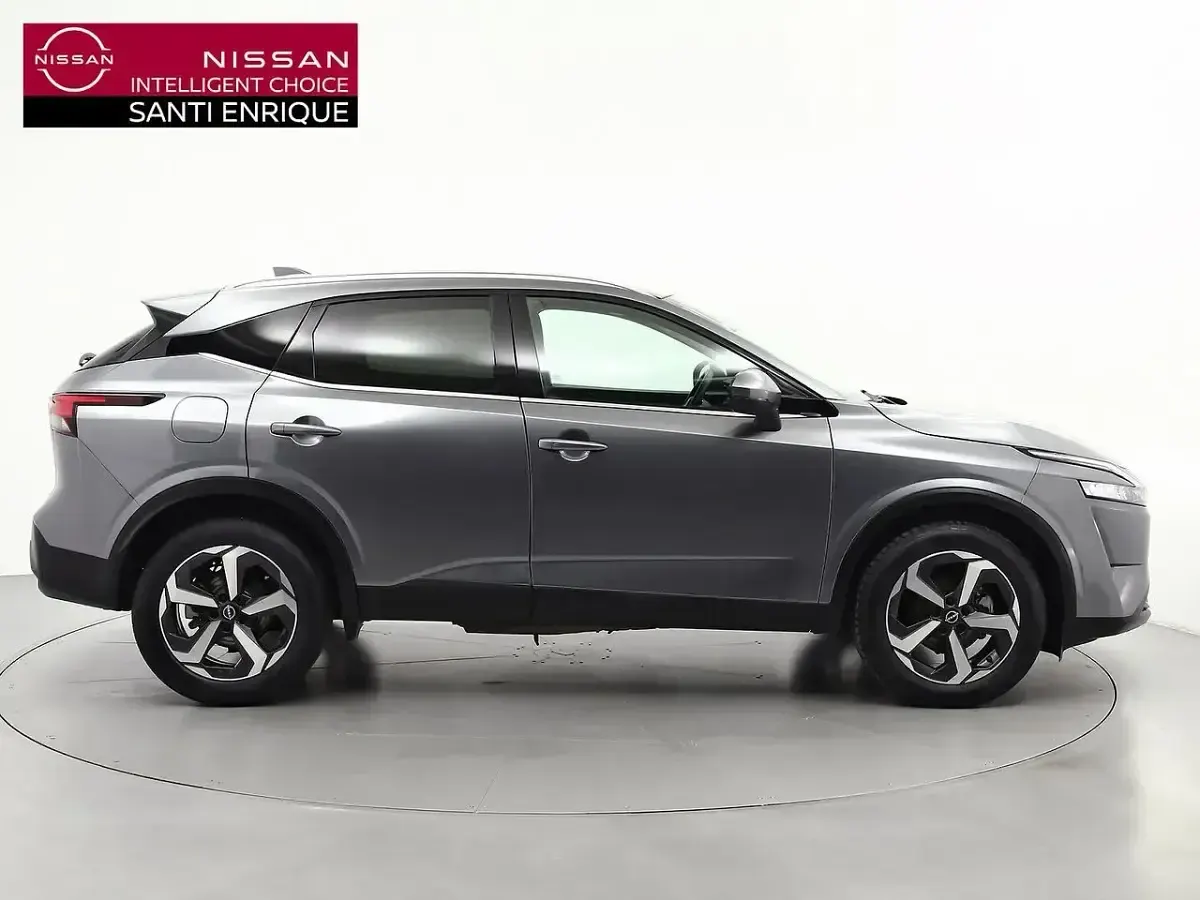 Usado Nissan Qashqai N-Connecta 140 CV (102 kW) 2023 Gris SUV
