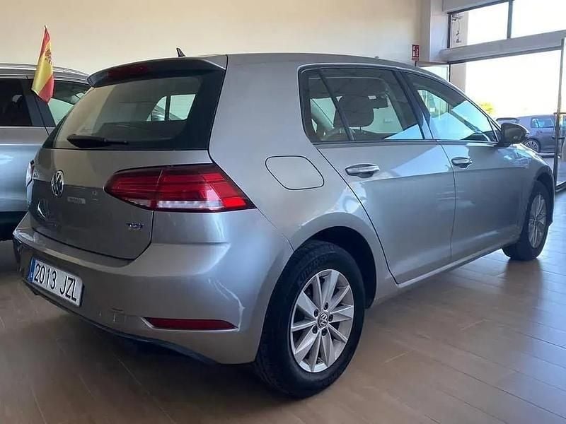 Usado VW Golf VII Edition 110 CV (80 kW) 2017 Gris Utilitario