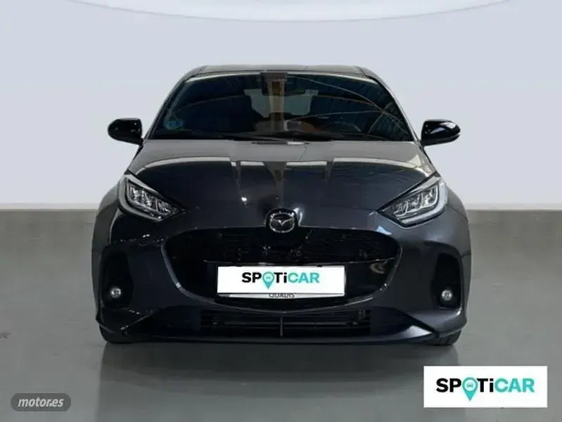 Usado Mazda 2 Homura-Line 116 CV (85 kW) 2024 Gris Utilitario