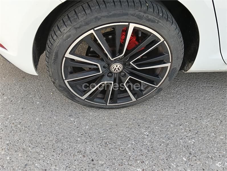Usado VW Golf VII Advance 115 CV (84 kW) 2018 Blanco Berlina