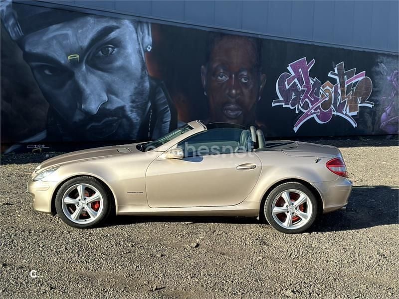 Usado Mercedes SLK200 163 CV (119 kW) 2007 Beige Descapotable