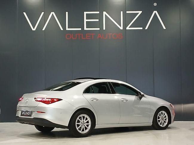 Usado Mercedes CLA180 116 CV (85 kW) 2021 Gris Berlina