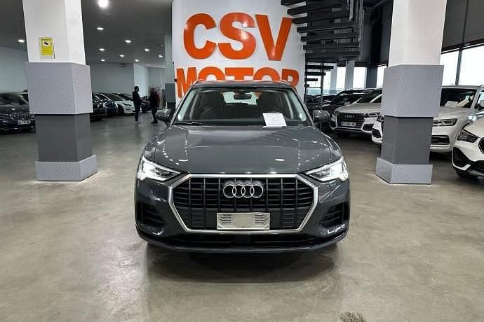 Usado Audi Q3 Comfort 244 HP (179 kW) 2023 SUV