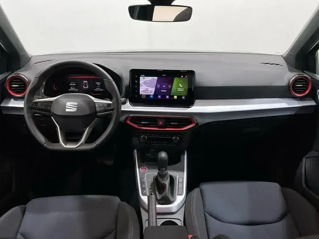 Usado Seat Arona FR 115 CV (84 kW) 2025 Azul SUV