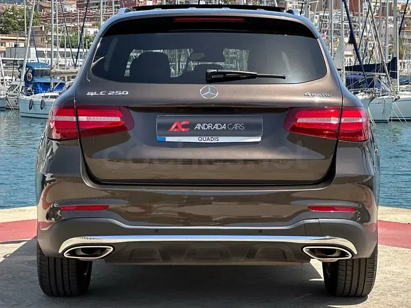Usado Mercedes GLC250 211 CV (155 kW) 2017 Marrón SUV