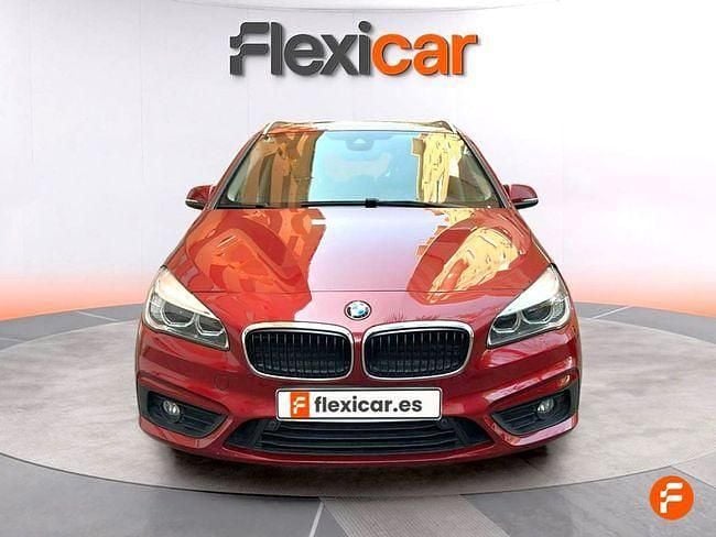 Usado BMW 218 150 CV (110 kW) 2016 Rojo Familiar