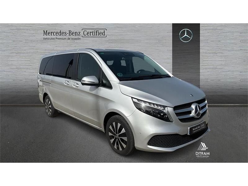 Usado Mercedes V250 190 CV (139 kW) 2023 Gris Monovolumen