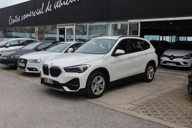 Usado BMW X1 Advantage 220 CV (161 kW) 2021 Blanco SUV